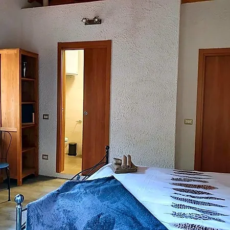 Rustico Di Bed & Breakfast 3*